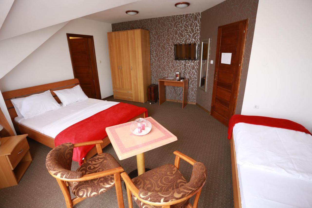 Rustika Sobe Bed & Breakfast Osijek Luaran gambar