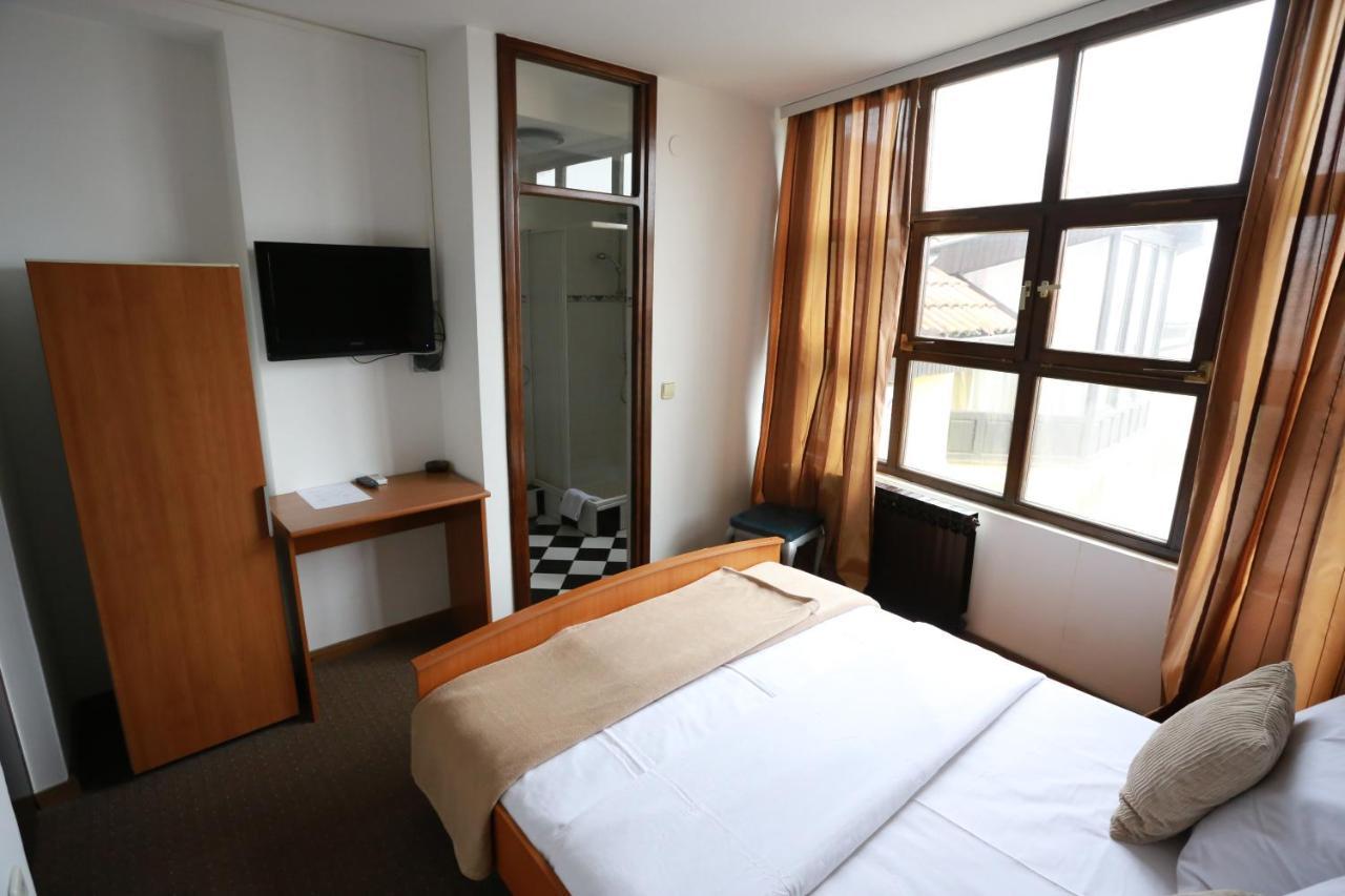 Rustika Sobe Bed & Breakfast Osijek Luaran gambar